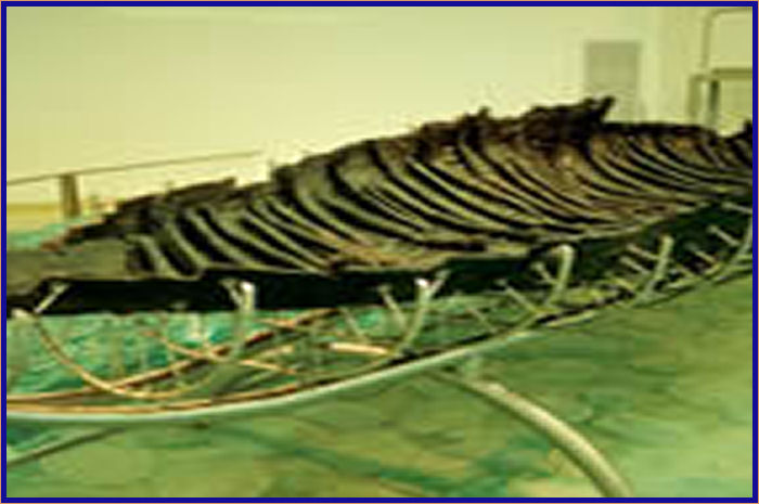 2000 year old fishing boat found by the Sea of Galilee