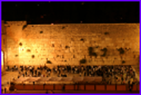 Photo of the Western Wall at night linking to a live streaming picture of the Wall in Jerusalem